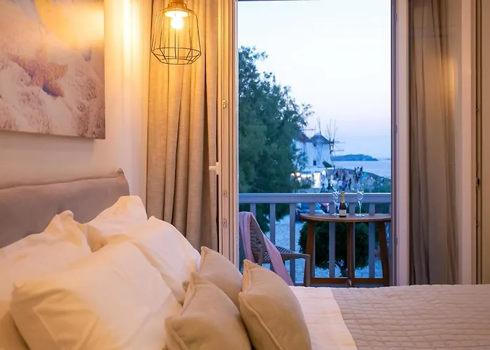 Mykonos Windmills View * Μεγάλη Άμμος