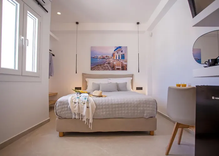 Mykonos Windmills View * Μεγάλη Άμμος