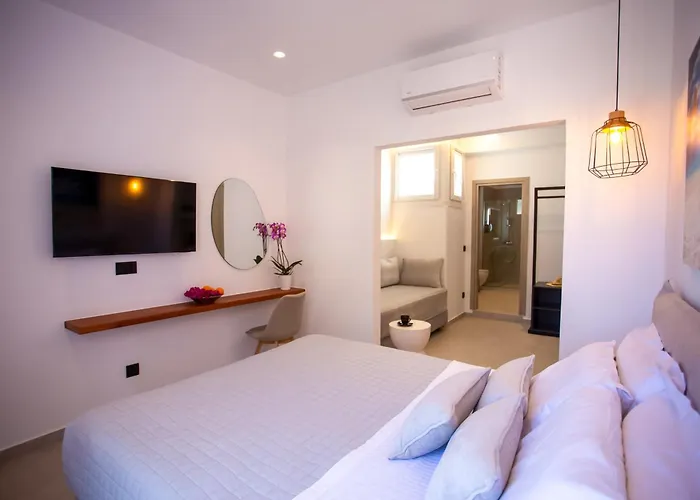 Mykonos Windmills View * Μεγάλη Άμμος